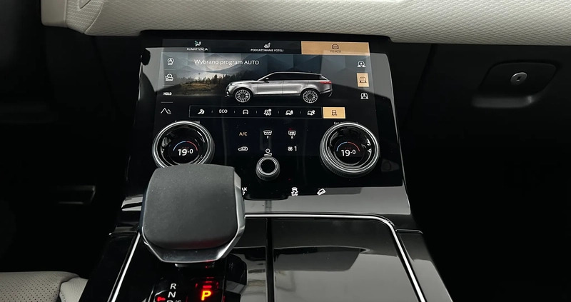 Land Rover Range Rover Velar cena 289990 przebieg: 16544, rok produkcji 2022 z Mikstat małe 326